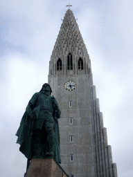 The statue of Leif Ericson and the facade of the Hallgrímskirkja church