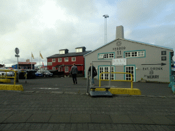 Front of the SALT Kitchen & Bar at the Geirsgata street, viewed from the rental car