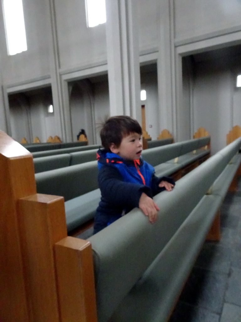 Max in the Hallgrímskirkja church