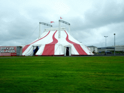 Circus tent at the Sæmundargata street, viewed from the rental car
