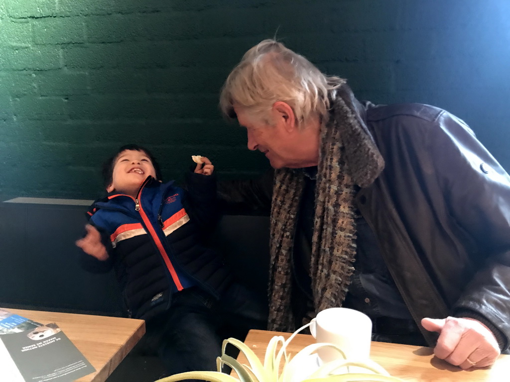 Max and his grandfather at the restaurant at the Visitor Center Veluwezoom