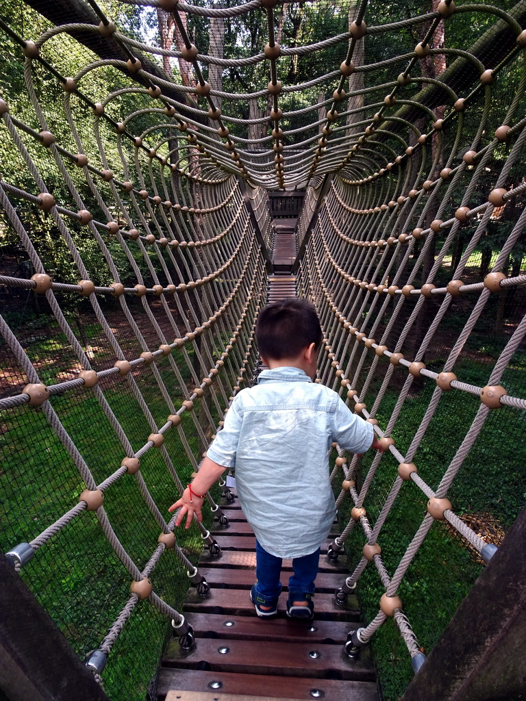 Max at a wire bridge at the Berenbos Expedition at the Ouwehands Dierenpark zoo