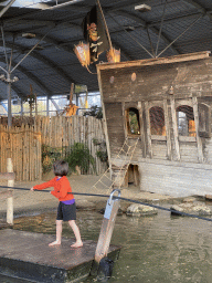 Max on a ferry at the RavotAapia building at the Ouwehands Dierenpark zoo