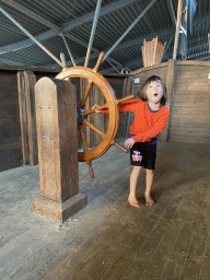 Max with the wheel on top of the shipwreck at the RavotAapia building at the Ouwehands Dierenpark zoo