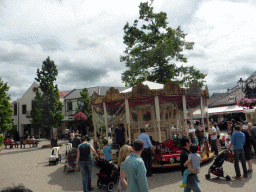 Carousel and shops at the Designer Outlet Roermond