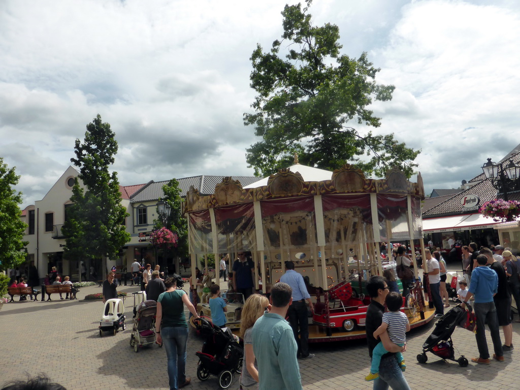 Carousel and shops at the Designer Outlet Roermond