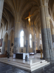 Transept, apse and altar of the Saint Christopher Cathedral
