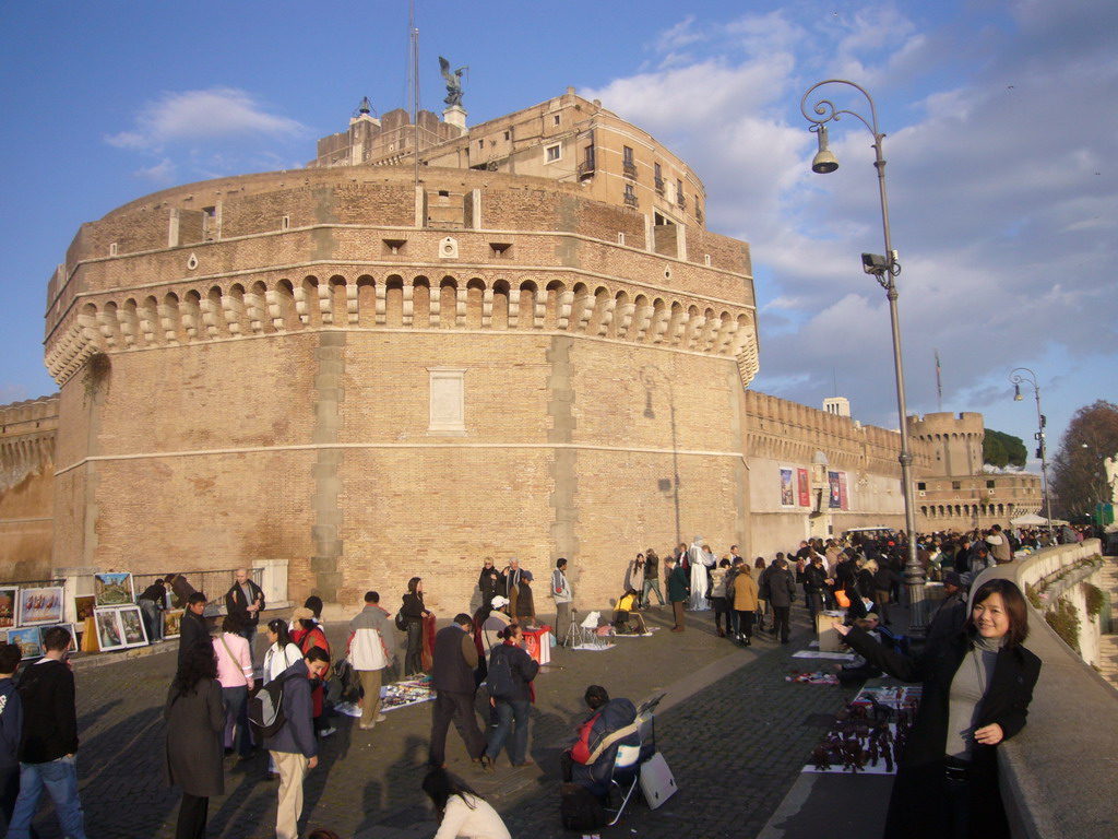 Miaomiao at the Castel Sant`Angelo