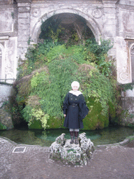 Miaomiao at a fountain at the northern slope of the Palatine Hill