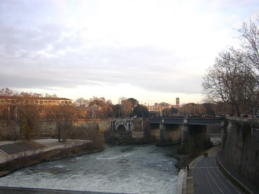 The Ponte Palatino bridge and the Pons Aemilius (Ponte Rotto) bridge, over the Tiber river