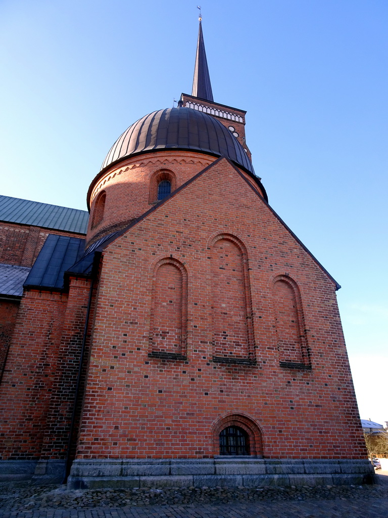 The north side of the Glücksburger Chapel of the Roskilde Cathedral at the Domkirkestræde street