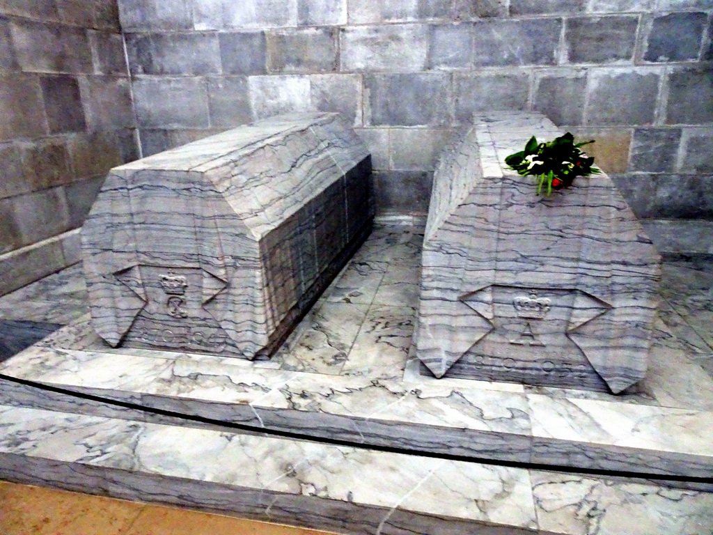 The tombs of King Christian X and Queen Alexandrine at the Glücksburger Chapel at the Roskilde Cathedral
