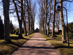 Central path at the Greyfriars Cemetery