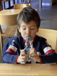 Max drinking at the Lepelaar restaurant at the Diergaarde Blijdorp zoo