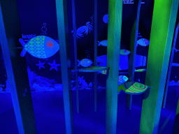 rotterdam_11_009 - 199 kb - 1024x768 - Cardboard fishes at the exhibition about the underwater world at the Oceanium at the Diergaarde Blijdorp zoo Cardboard fishes at the exhibition about the underwater world at the Oceanium at the Diergaarde Blijdorp zoo