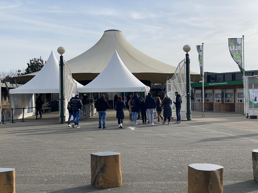 Entrance to the Diergaarde Blijdorp zoo at the Blijdorplaan street