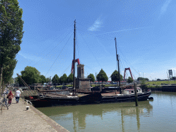 Boats and the Wachthuis tower at the Wijnhaven harbour