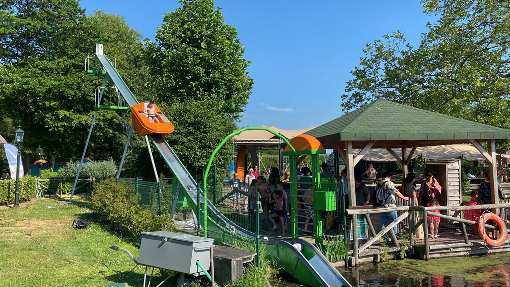 Max at the Kangaroetsjjj! attraction at the Speelwijck area of the Plaswijckpark recreation park