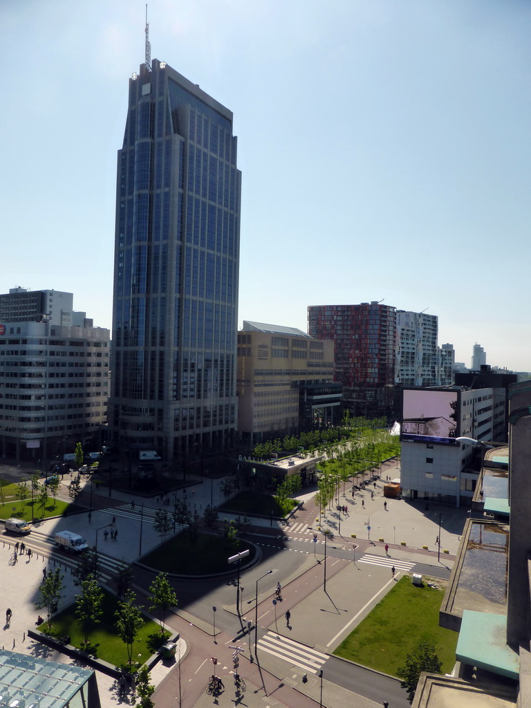 The Stationsplein square and the Manhattan Hotel, viewed from the roof of the Groothandelsgebouw building