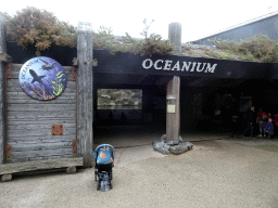 rotterdam_4_005 - 313 kb - 1024x768 - Entrance to the Oceanium at the Diergaarde Blijdorp zoo Entrance to the Oceanium at the Diergaarde Blijdorp zoo