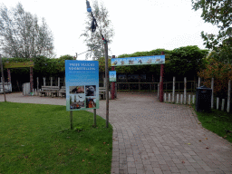 Entrance and information on the Vrije Vlucht Voorstelling at the South America area at the Diergaarde Blijdorp zoo