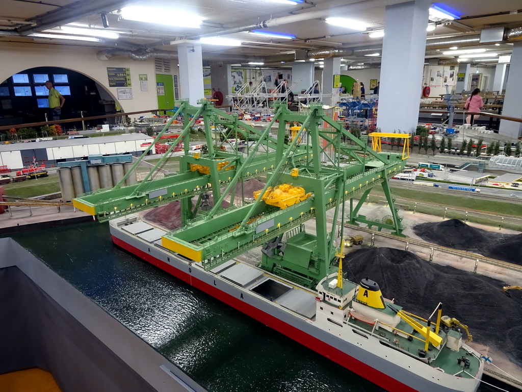 The Dry Bulk Terminal area at Miniworld Rotterdam