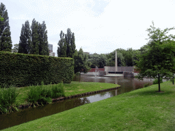 The southeast side of the Museumpark with the G.J. de Jongh Monument