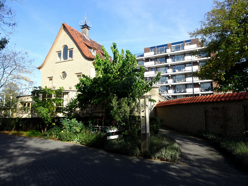 The Directiekantoor building at the Diergaarde Blijdorp zoo