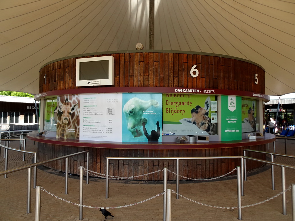 Cask desks at the entrance to the Diergaarde Blijdorp zoo