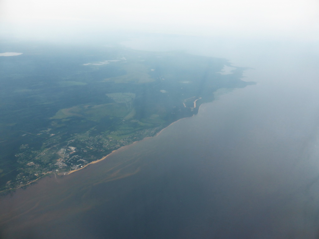 View on the town of Lebyazhye and the Krasnaya Gorka fort at the west side of Saint Petersburg, from the plane from Tallinn