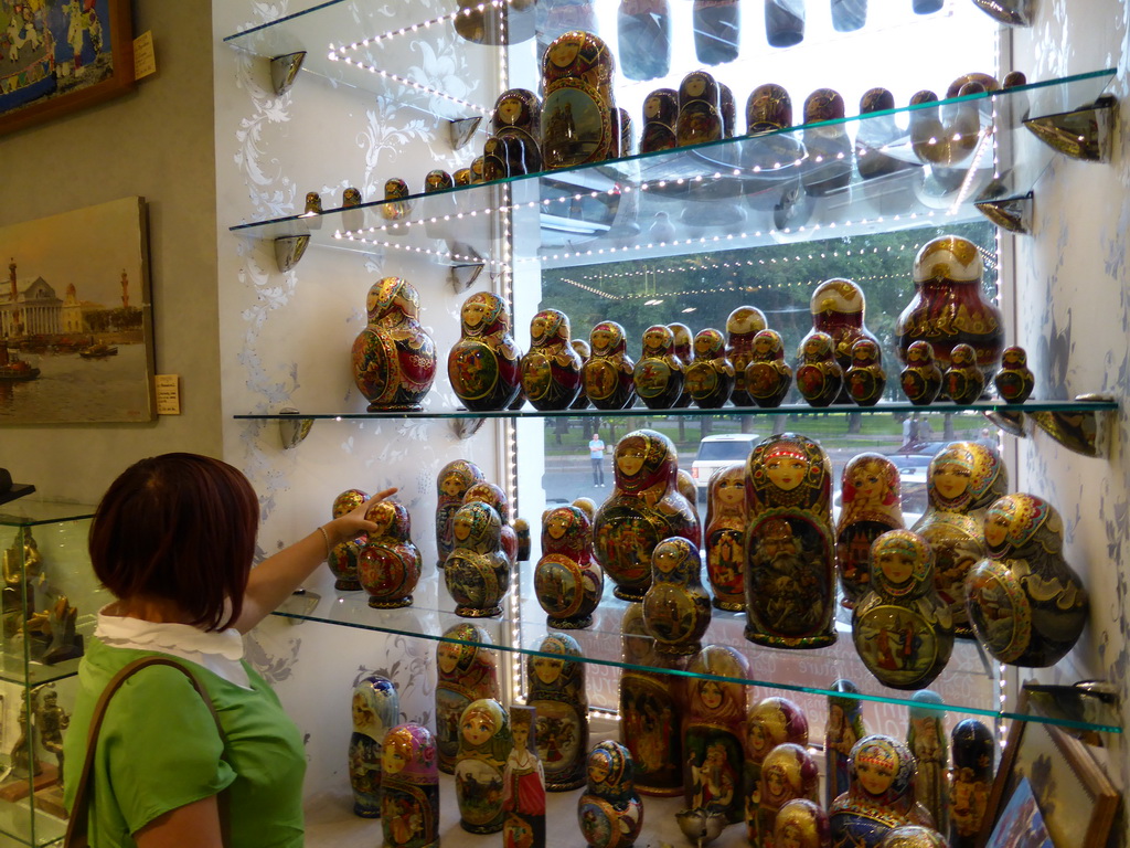 Miaomiao with Matryoshka dolls in a shop at Italyanskaya street