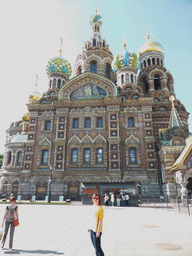 Miaomiao in front of the north side of the Church of the Savior on Spilled Blood