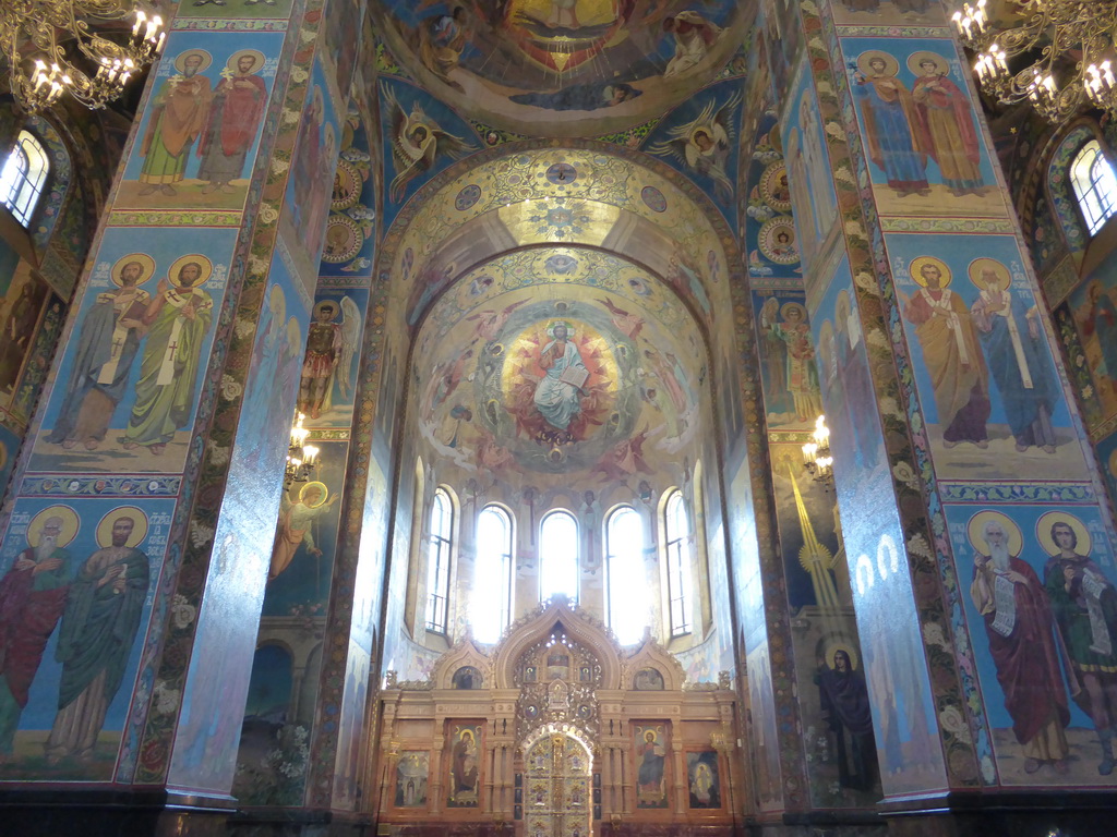 Nave and apse with iconostasis in the Church of the Savior on Spilled Blood