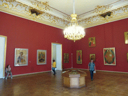 Miaomiao in a room with Russian icons, at the Mikhailovsky Palace of the State Russian Museum