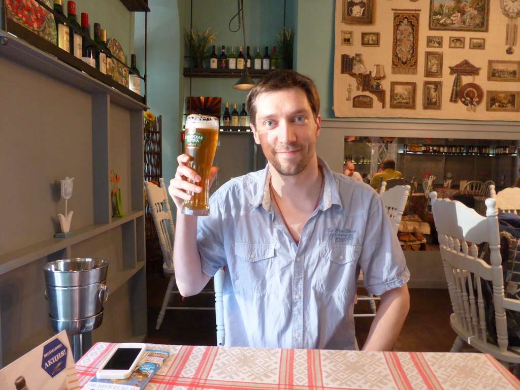 Tim with a Russian beer in the Ivanoff House restaurant at the Nevskiy Prospekt street