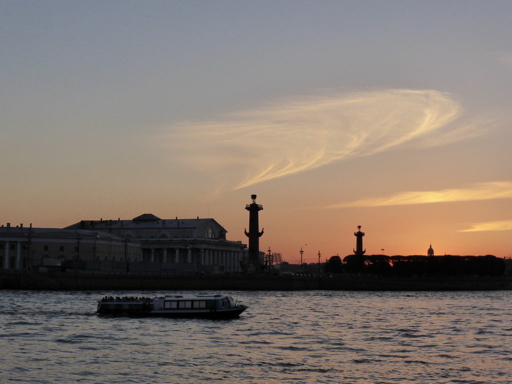 The Neva river, the Old Saint Petersburg Stock Exchange and the Rostral Columns, at sunset