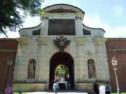 Miaomiao at the Petrovsky Gate at the Peter and Paul Fortress