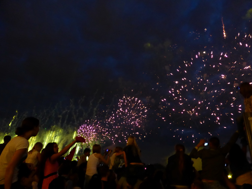 Fireworks during the Scarlet Sails celebration at the Dvortsovaya street, by night