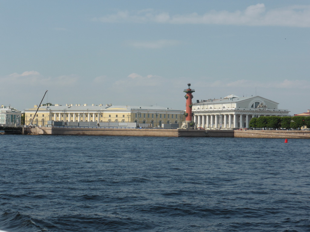 The Neva river, the Zoological Museum, the Old Saint Petersburg Stock Exchange and a Rostral Column, viewed from the hydrofoil to Peterhof