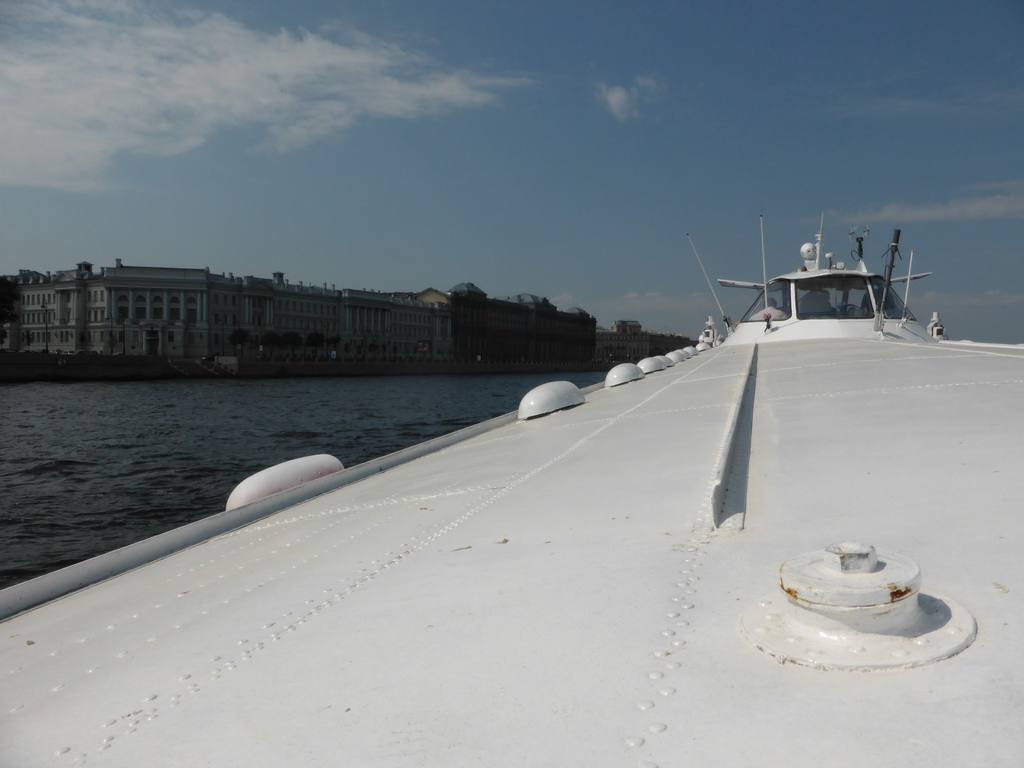The hydrofoil to Peterhof in the Neva river