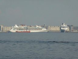 Boats in the harbour, viewed from the hydrofoil from Peterhof