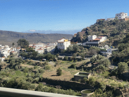 The north side of town, viewed from the tour bus on the GC-60 road