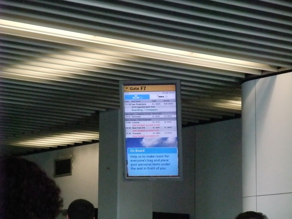 Information screen at Schiphol Airport