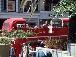 Sightseeing bus at Union Square