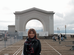 Miaomiao at Pier 43 Ferry Arch