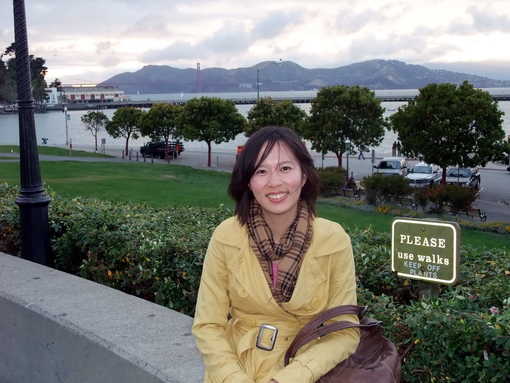 Mengjin at the Golden Gate Bridge