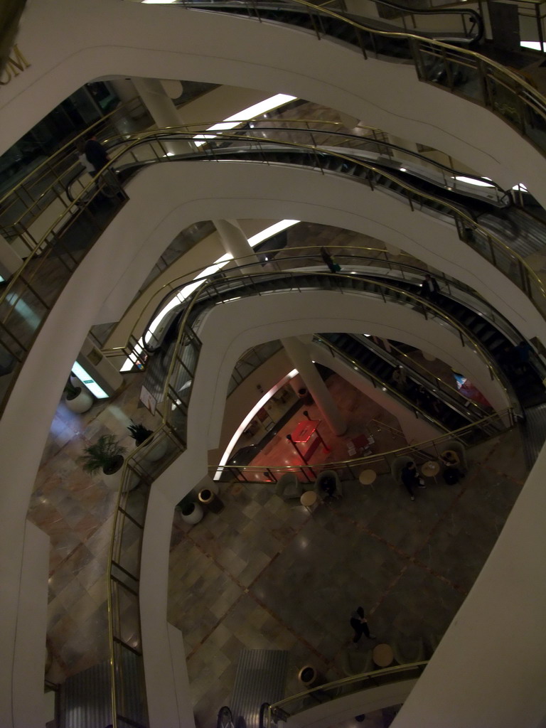 Interior of Westfield San Francisco Shopping Centre