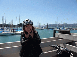 Miaomiao at the harbour of San Francisco Bay and the Golden Gate Bridge