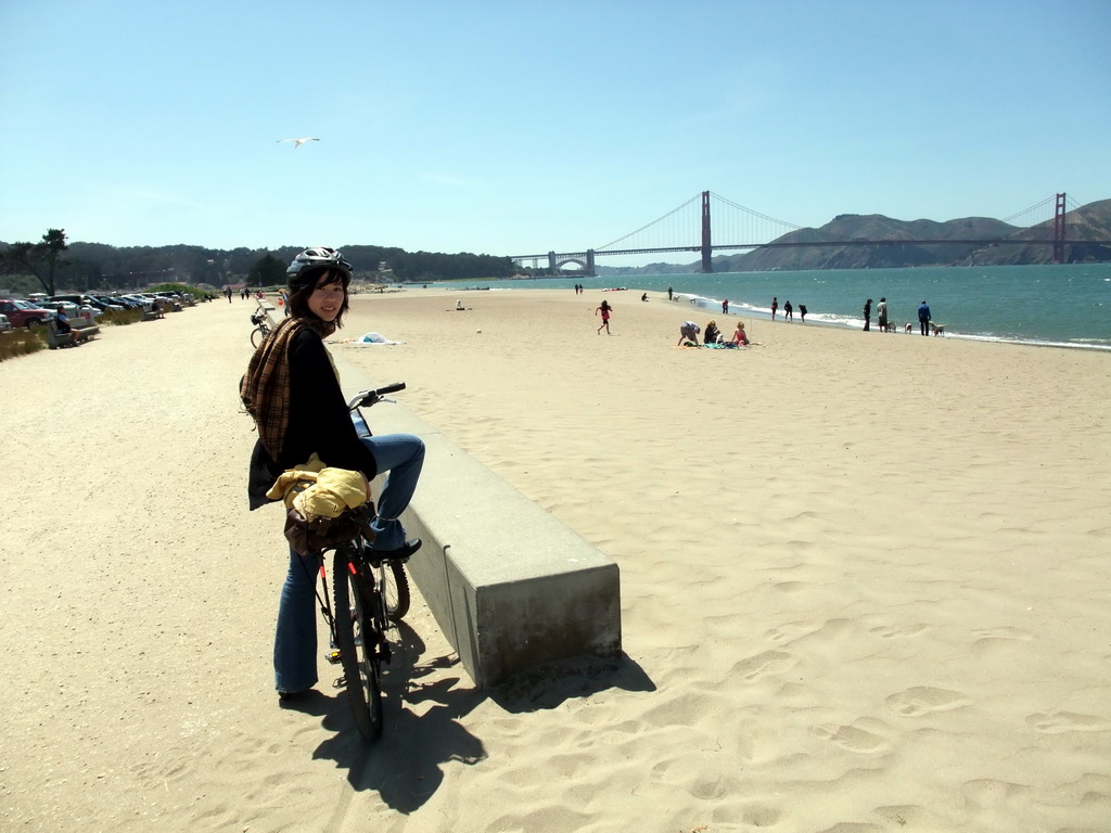 Mengjin at the Golden Gate Bridge