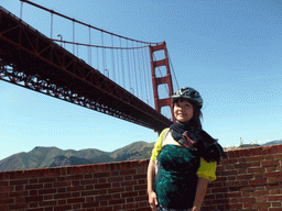Miaomiao at the Golden Gate Bridge